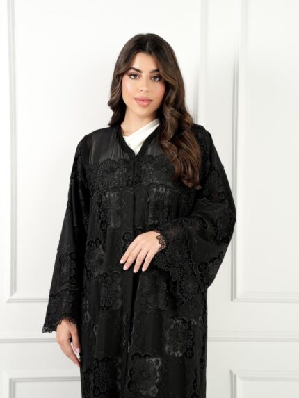 عباية باللون الأسود  للمناسبات