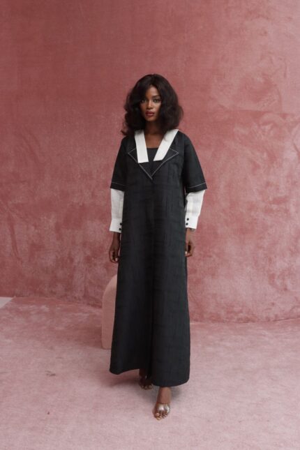 عباية 3D باللون الأبيض و الأسود