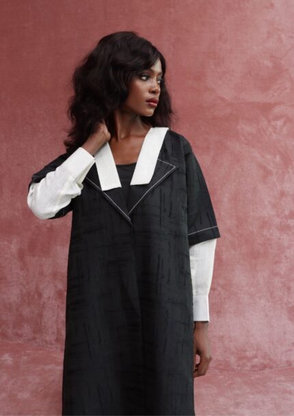 عباية 3D باللون الأسود و الأبيض